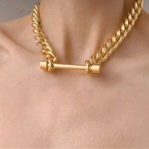 24K Gold Plated T-Bar Chain Necklace - Like New